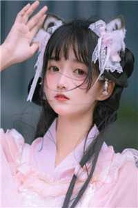 万人迷师尊靠美貌吊死所有人（全三界都在觊觎美强惨师尊美貌） 作者：霜乡的夏