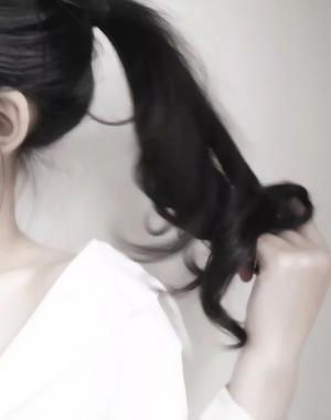 狂野寡妇，在线发癫