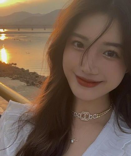 【抖音独家】连载至313《封总，太太想跟你离婚很久了》容辞 封庭深