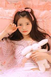 包养我的人，竟然是女生？