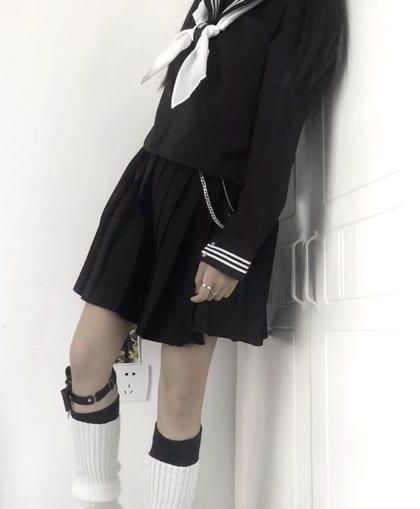 《何不同舟渡》作者：当年吴钩