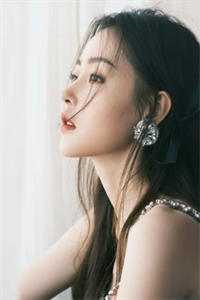 星辰未晚等风来 作者：