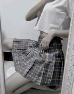 【首发热文】《和黑红弟弟一起上综艺，我爆红》秦朝月 江陵野