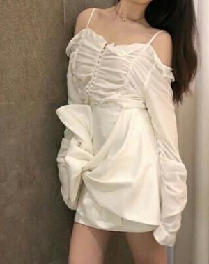 【红袖热文】《八零作精闹不停，冷面大佬揽腰宠》倪凝曦